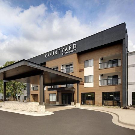 Courtyard Grand Rapids Airport Hotel Eksteriør billede